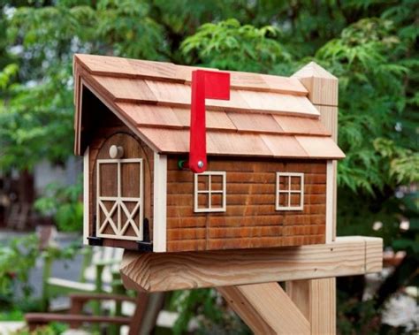 bird house from mailbox